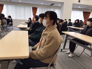 2B03C77A-591F-4E85-9968-4E6B90D54B52