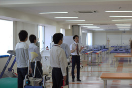 車いす　介助体験授業 013
