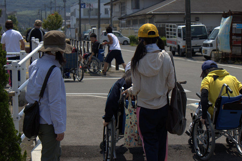 車いす　介助体験授業 032